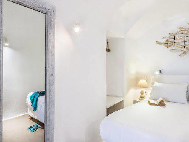On The Rocks Santorini Hotel Imerovigli  Luaran gambar